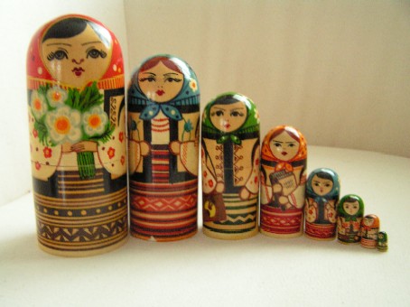 _images/dolls.jpeg
